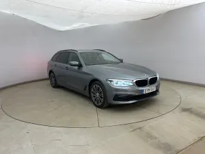 BMW 5 Series Touring 520d 2019