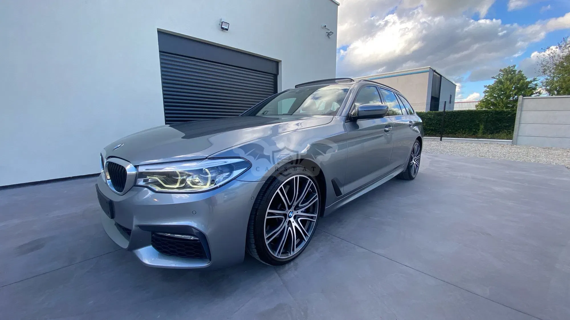 BMW 5 Series Touring 540i M-Pack 2018