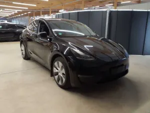 Tesla Model Y Long Range 2023