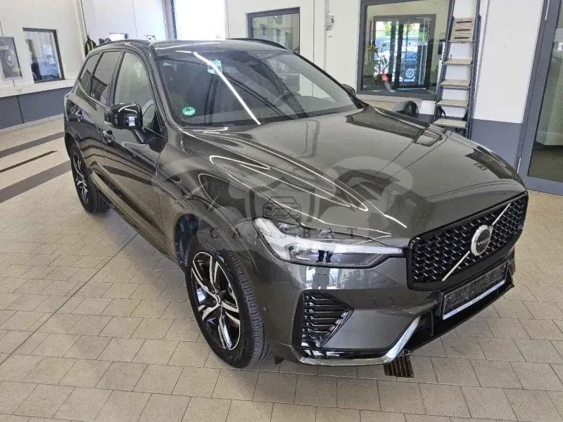 Volvo XC60 2.0 Plus Dark 2022
