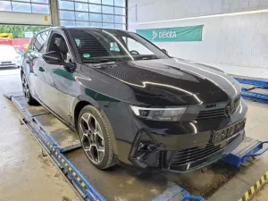 Opel Astra 1.2 GS 2025