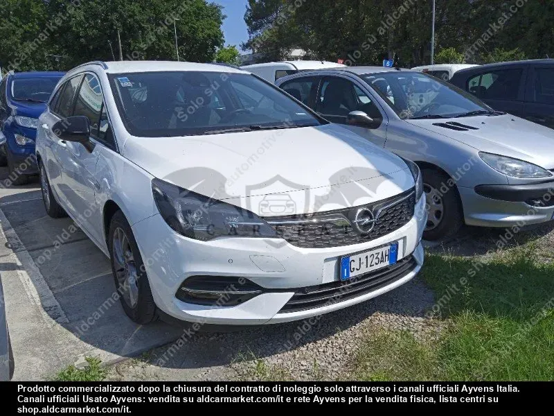 Opel Astra 1.5 CDTI Business 2022