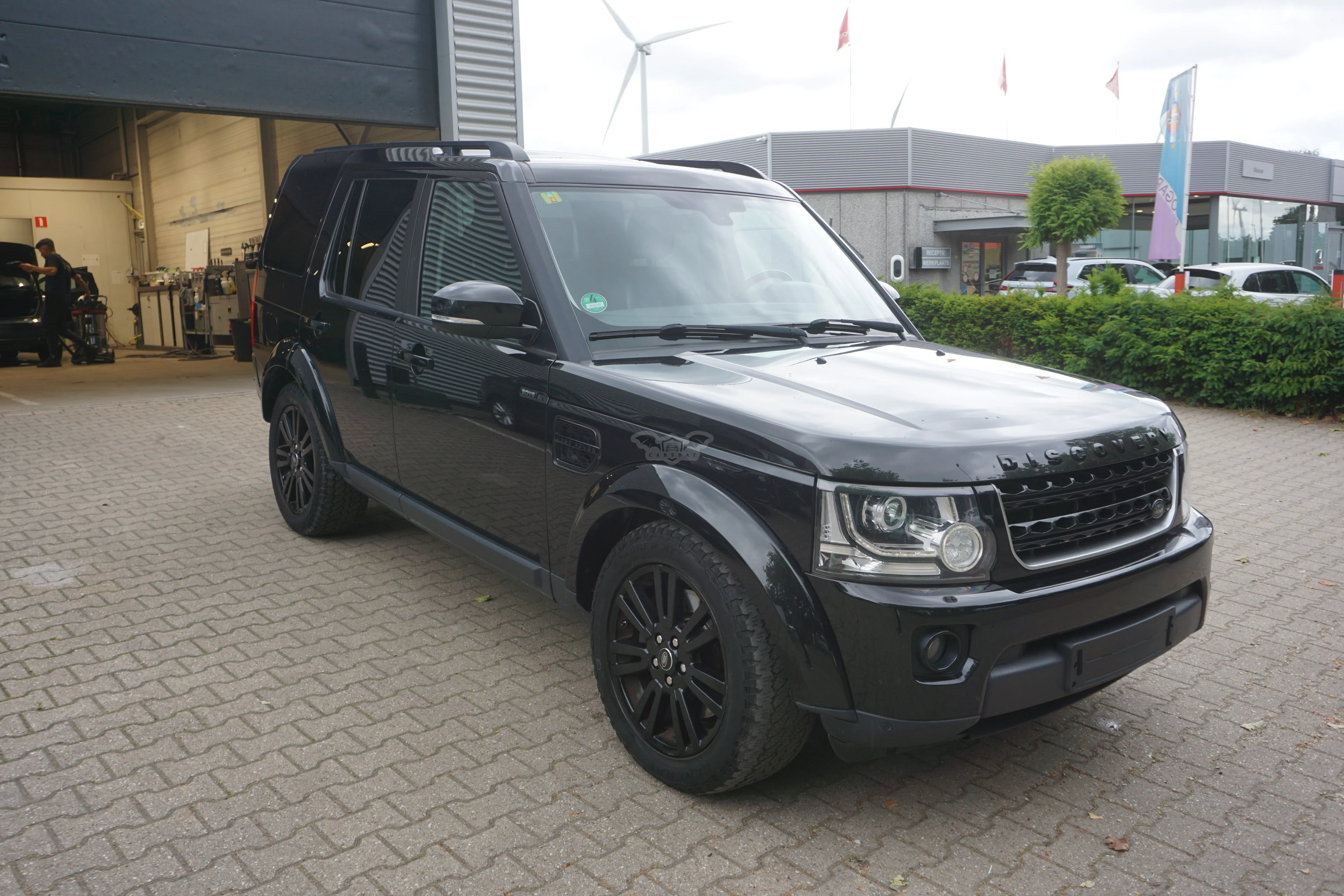 Land Rover Discovery 3.0 SDV6 S 2016