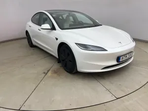 Tesla Model 3 Standard Range 2023