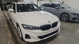 BMW 3 Series Touring 318d 2023