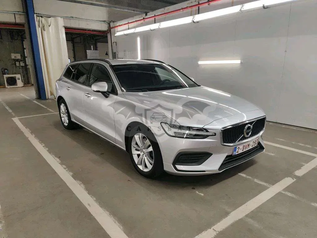 Volvo V60 2.0 B4 Essential 2022