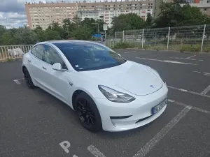Tesla Model 3 Standard Range Plus 60 kWh 2020