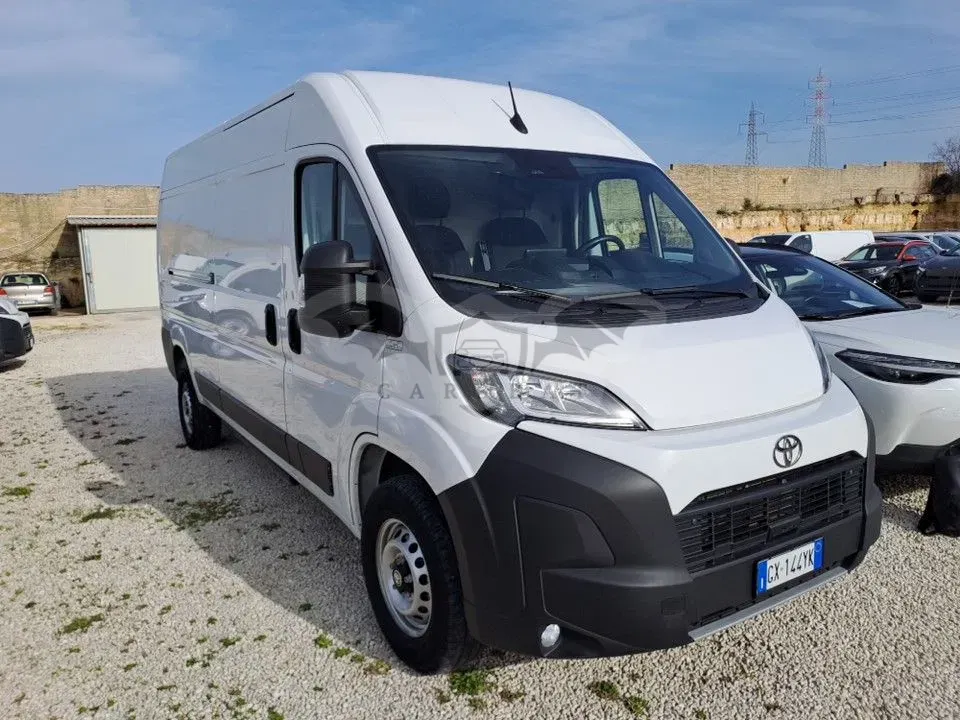 Toyota ProAce Business 2025