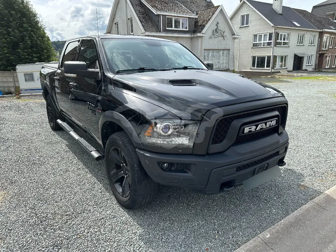 Dodge RAM 5.7 2023