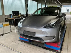 Tesla Model Y 82 kWh 2023