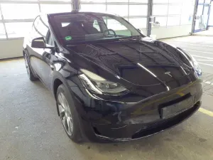 Tesla Model Y 60 kWh 2023