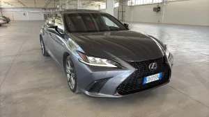 Lexus ES 300h F-Sport 2020