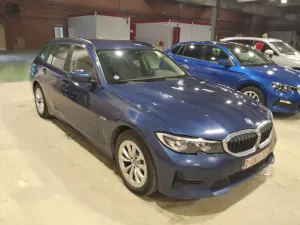 BMW 3 Series Touring 320e 2022