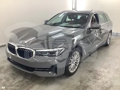 BMW 5 Series Touring 520e Lounge 2022