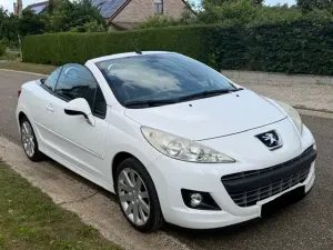 Peugeot 207 CC 1.6i 2010