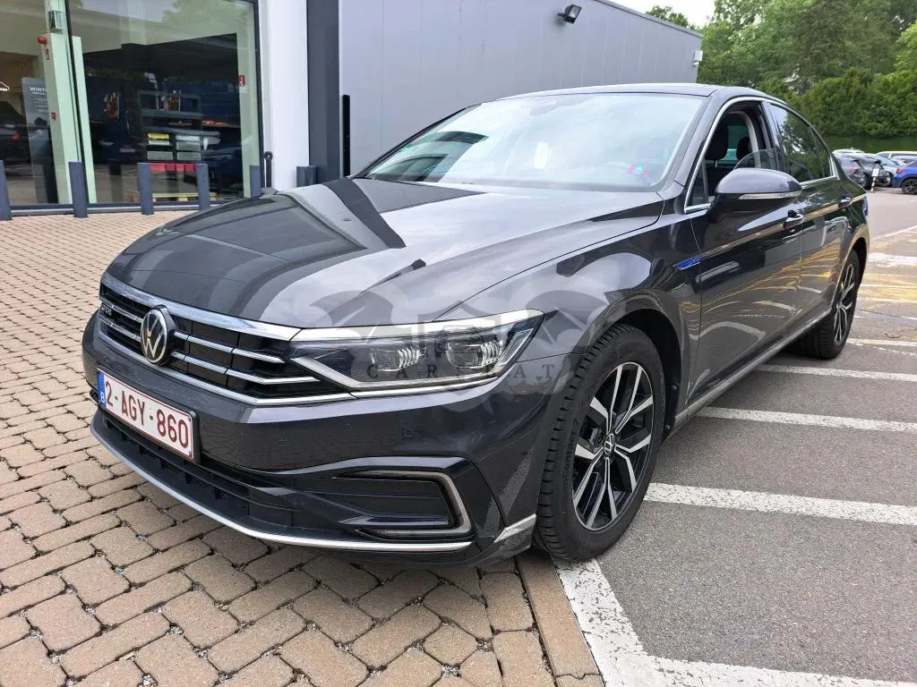 Volkswagen Passat GTE 1.4 TSI Business 2021