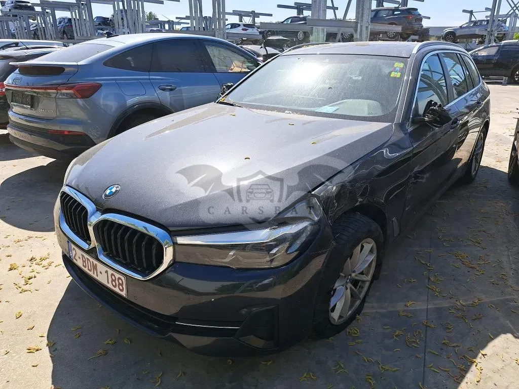 BMW 5 Series Touring 520i Business 2021