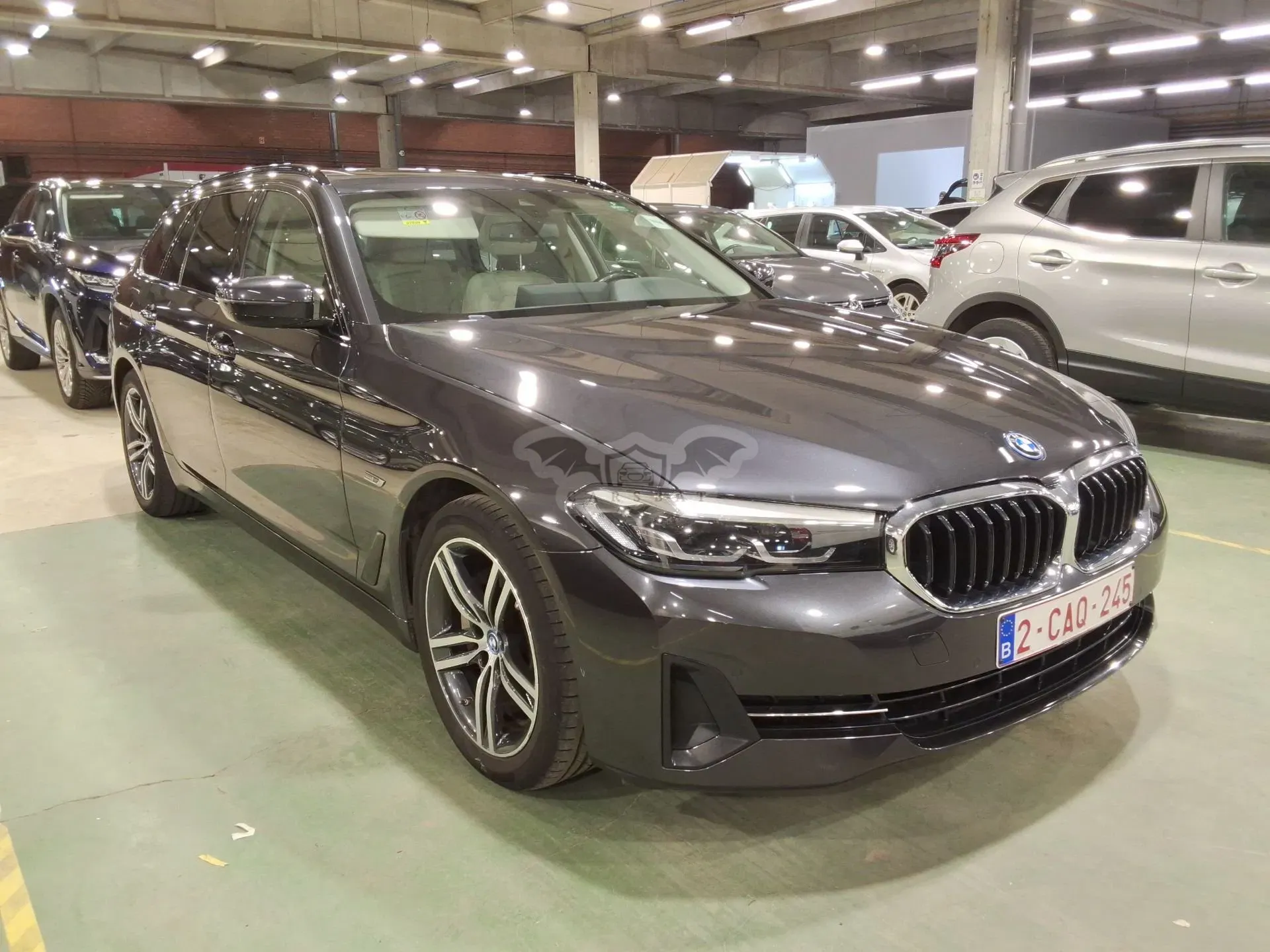 BMW 5 Series Touring 520e 2022