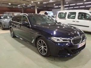 BMW 5 Series Touring 520i 2021