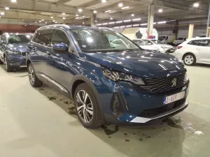 Peugeot 5008 1.2i Allure 2021