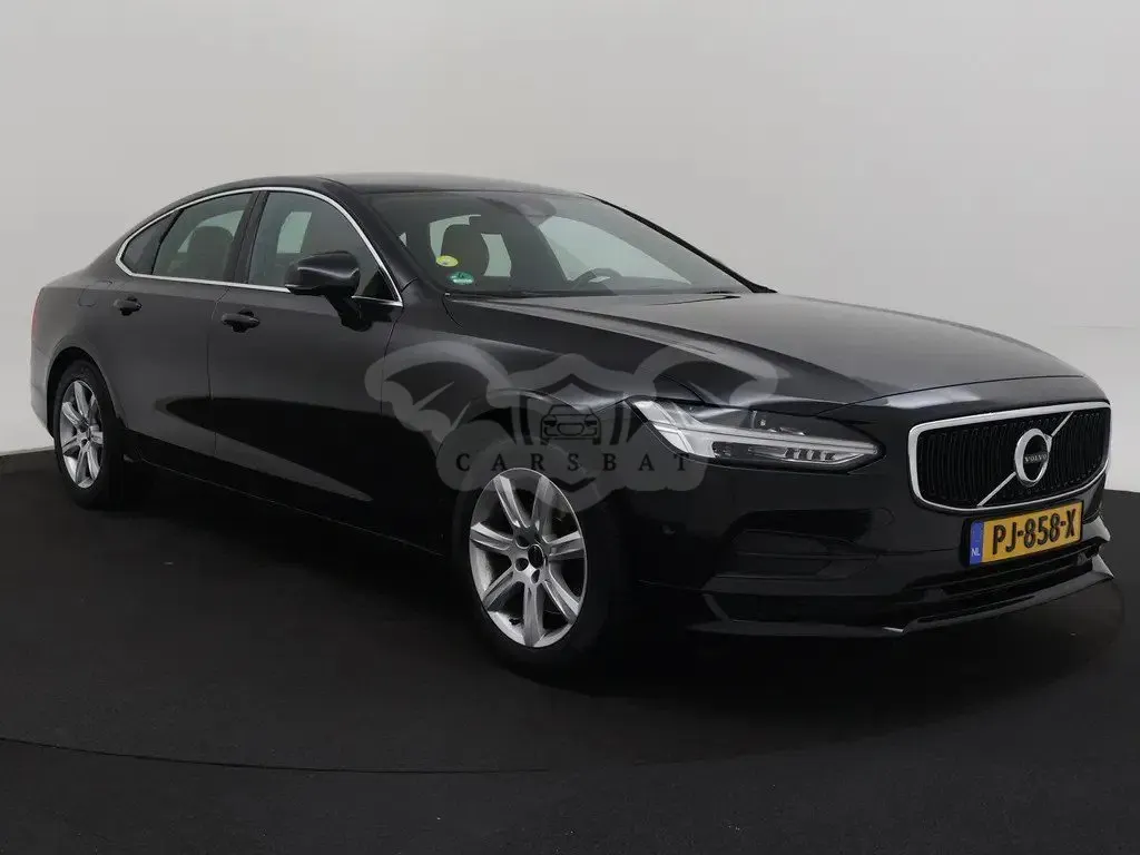 Volvo S90 D3 Momentum 2017