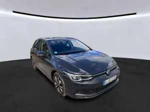 Volkswagen Golf 1.0 eTSI Life 2024