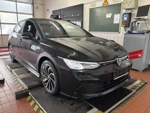 Volkswagen Golf 1.5 eTSI R-Line 2024