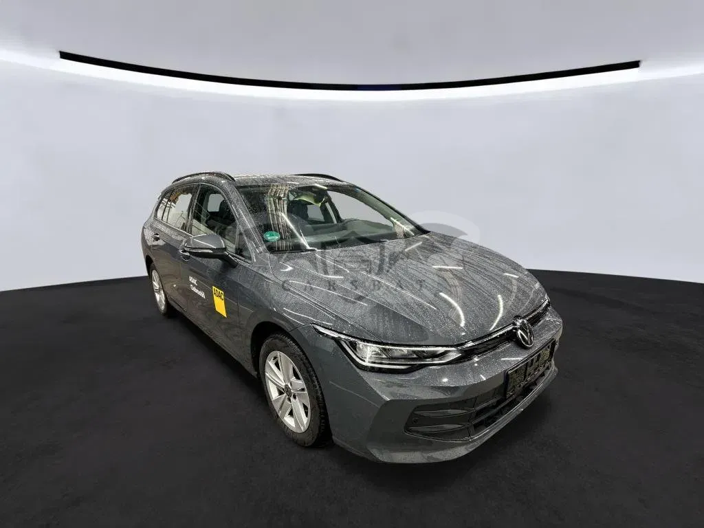 Volkswagen Golf Variant 1.5 eTSI Life 2025
