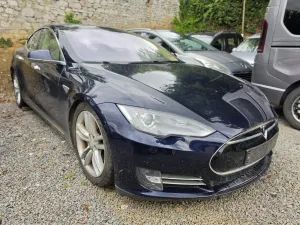 Tesla Model S 85 85 kWh 2013