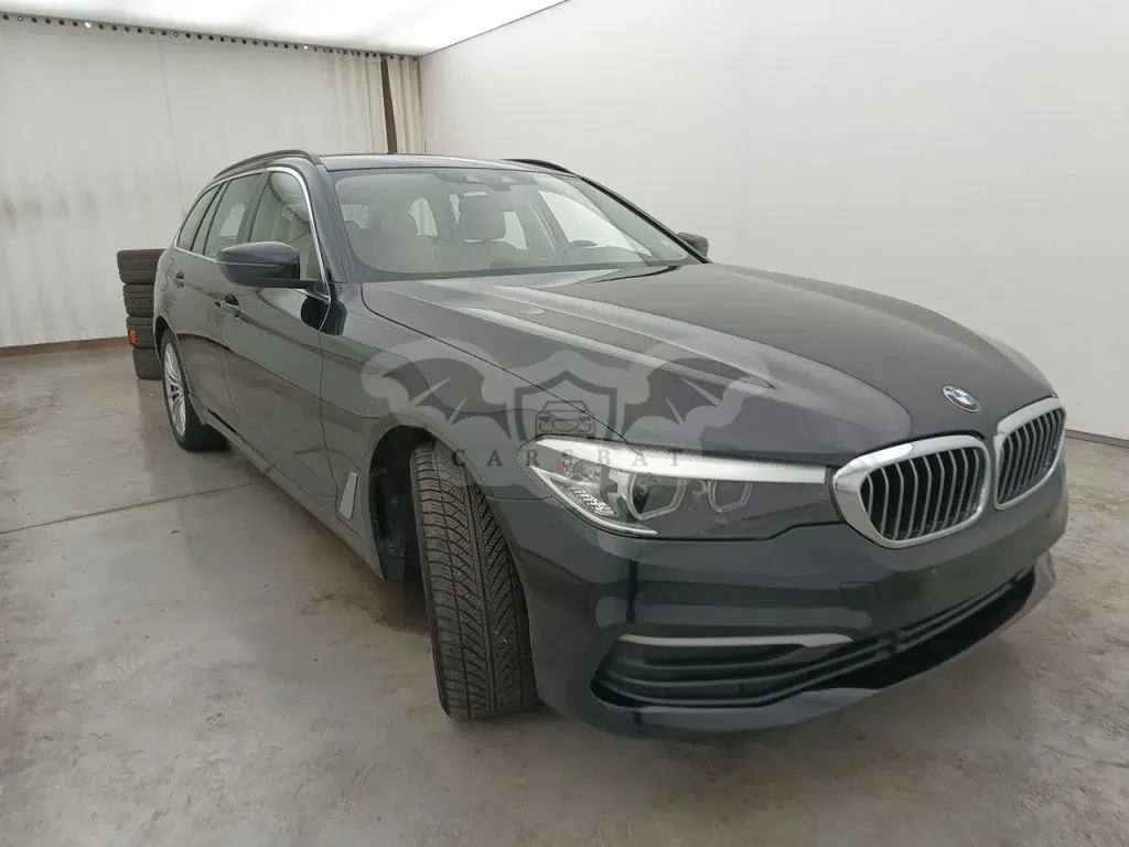 BMW 5 Series Touring 520 Business 2019