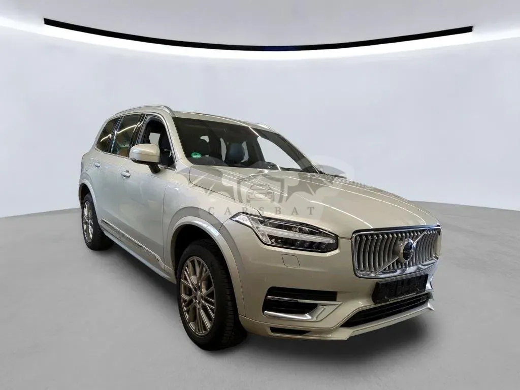 Volvo XC90 T8 2021