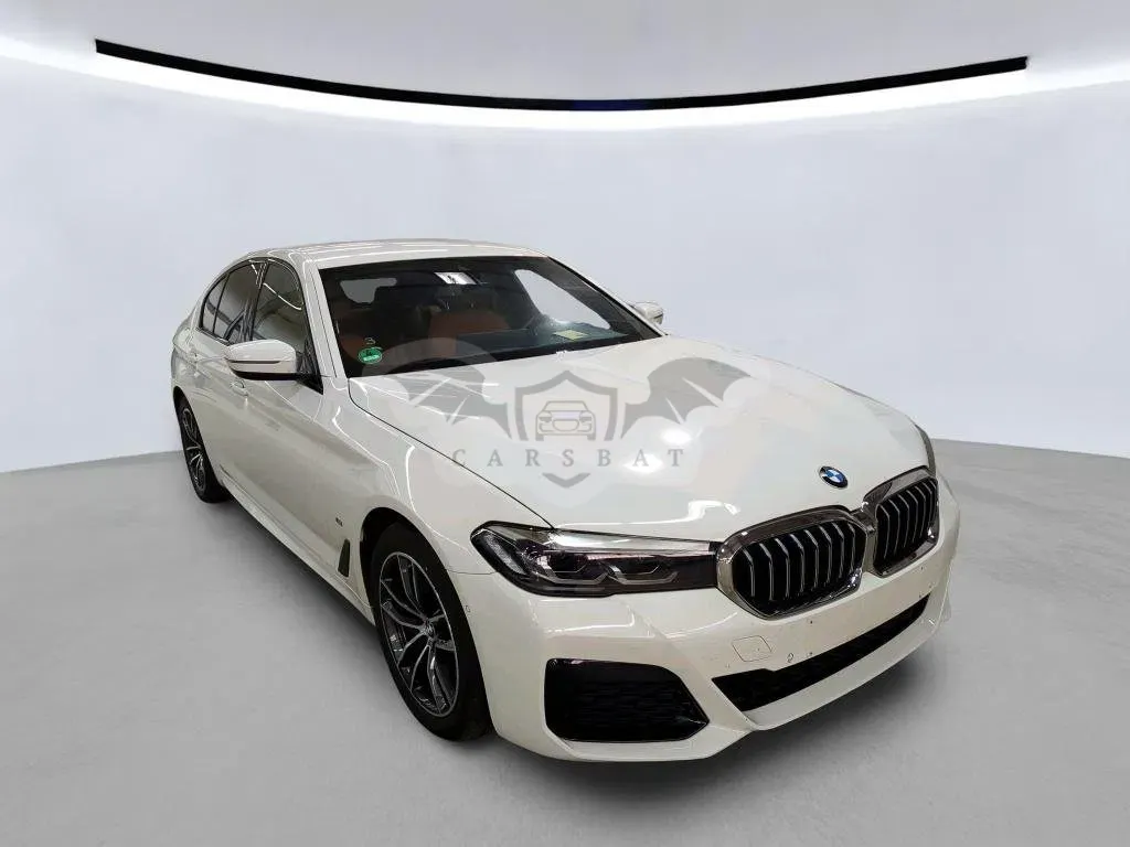 BMW 5 Series 545e 2021