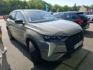 DS DS7 Crossback Performance Line + 2023