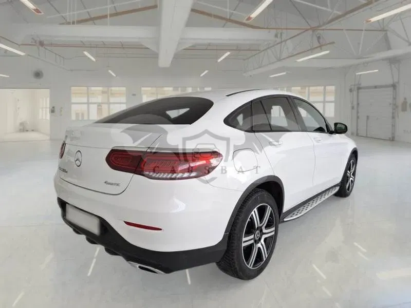 Mercedes-Benz GLC Coupé 300d Business 2021