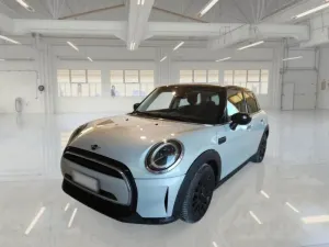 Mini 5 Doors Cooper 1.5 Classic 2022