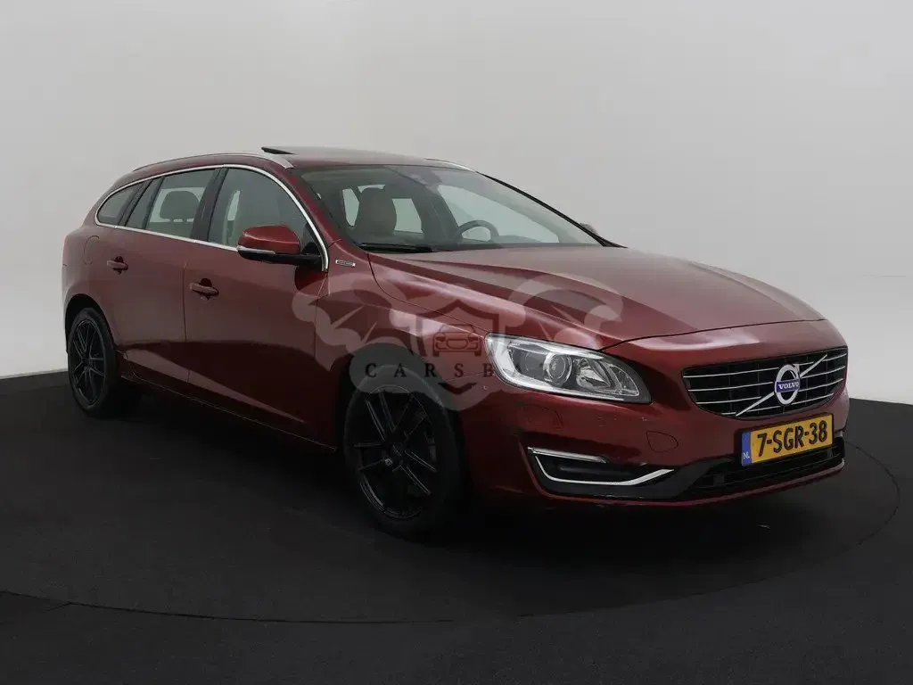 Volvo V60 D6 2013