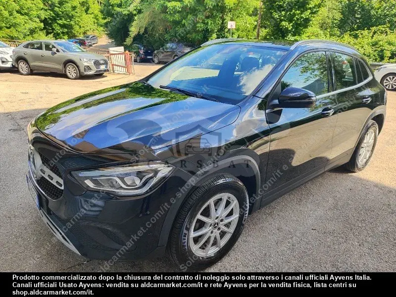Mercedes-Benz GLA 200d Business 2023