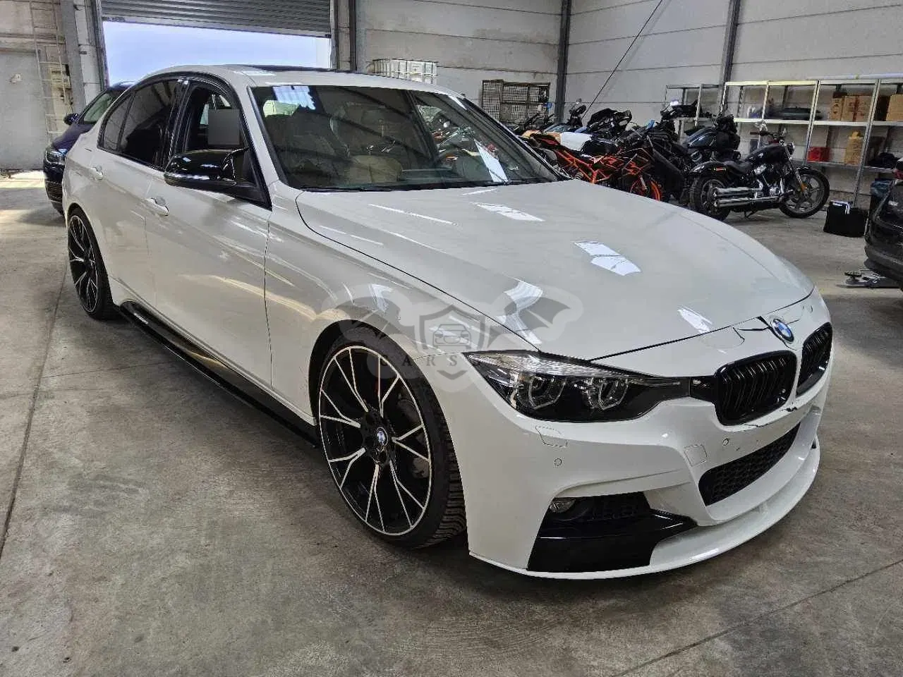 BMW 3 Series 320i 2018