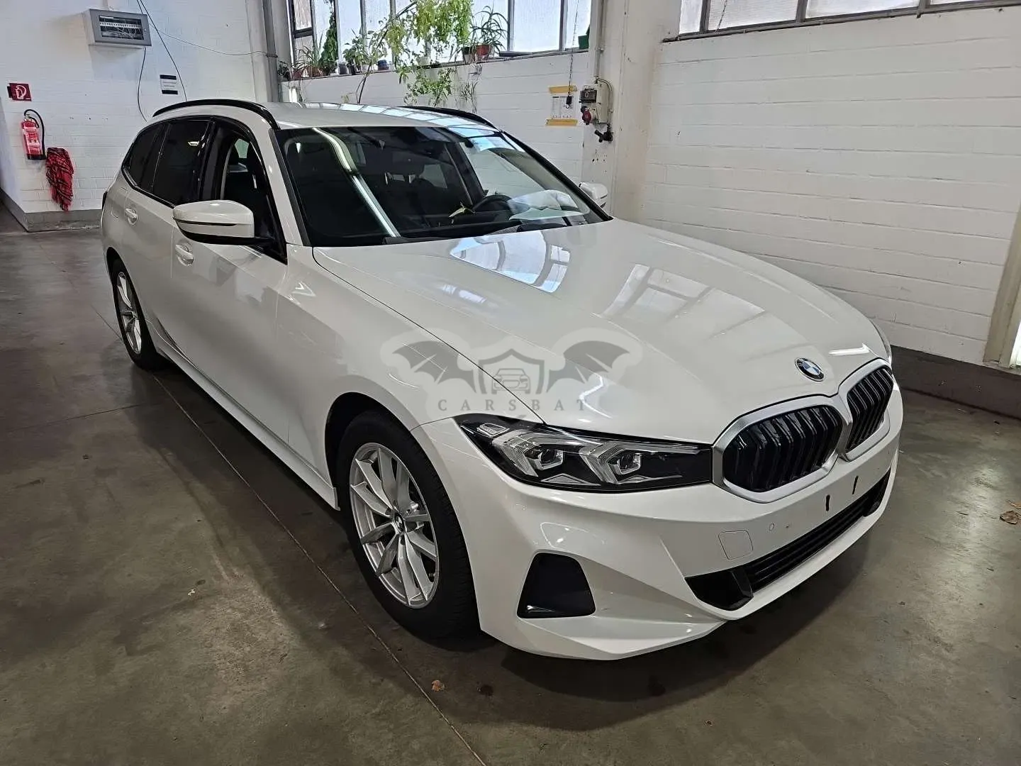 BMW 3 Series Touring 318d 2024