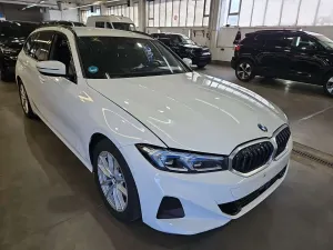 BMW 3 Series Touring 318d 2023