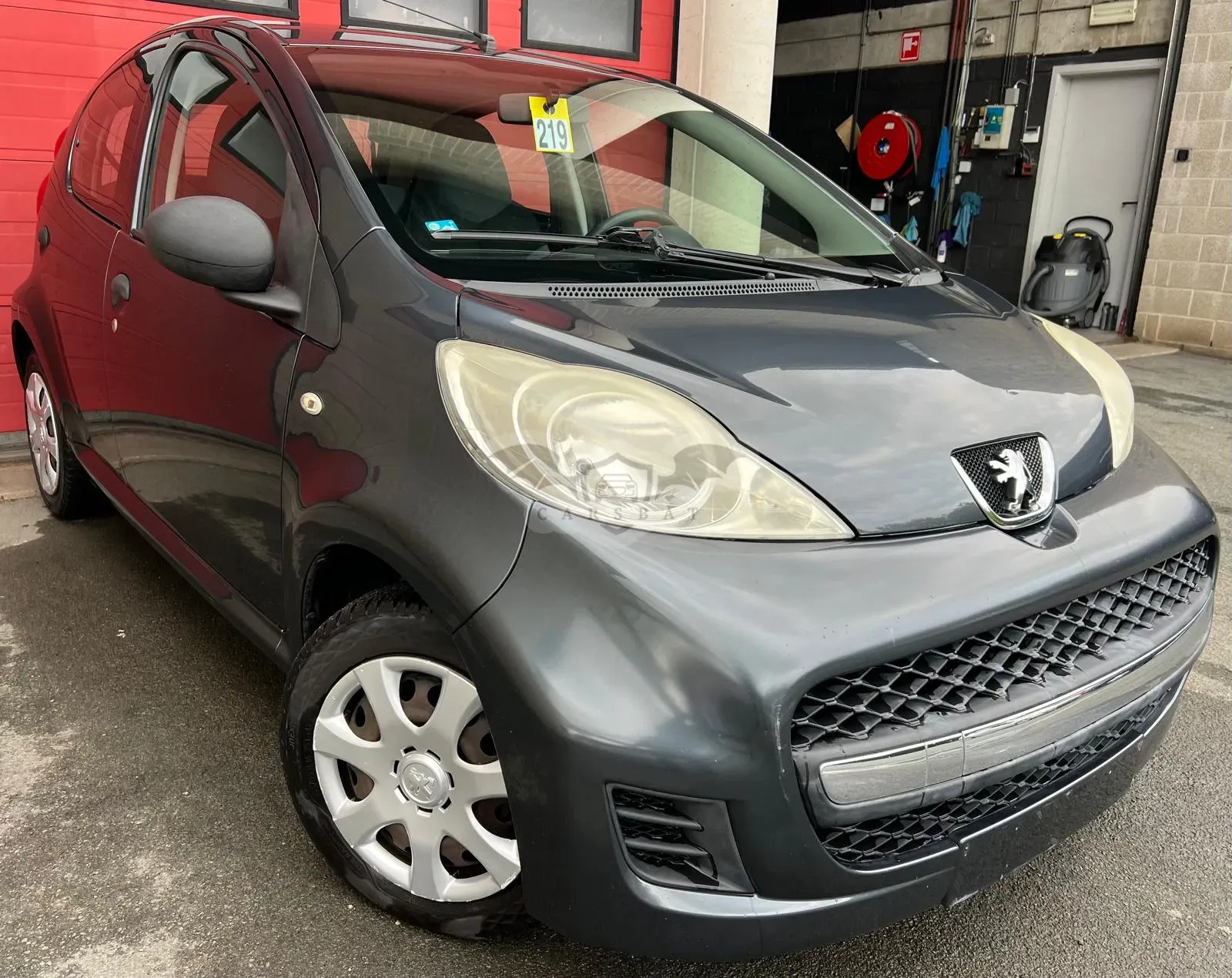 Peugeot 107 1.0i Urban 2010