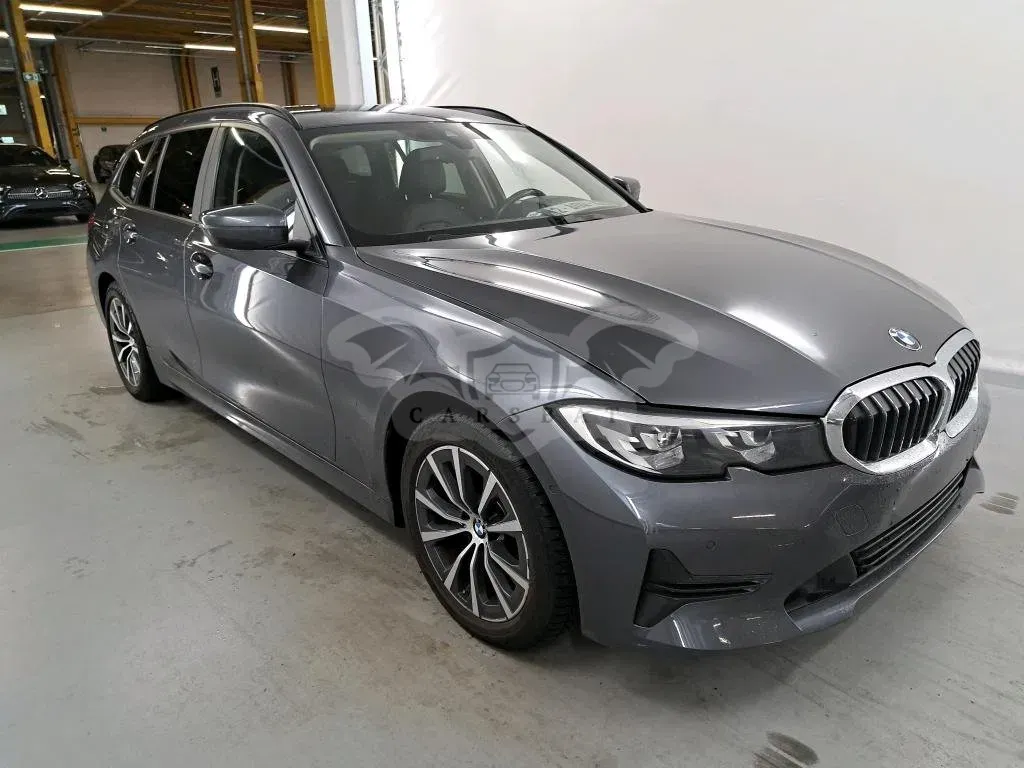 BMW 3 Series Touring 318d 2021