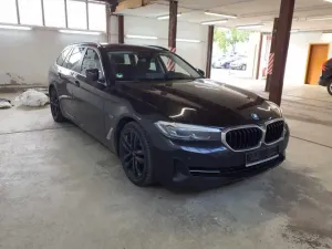 BMW 5 Series Touring 530e 2022