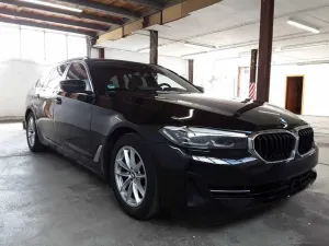 BMW 5 Series Touring 520d 2022