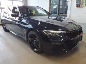 BMW 5 Series Touring 530e 2022