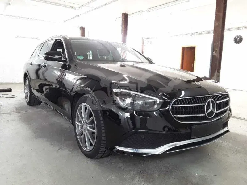 Mercedes-Benz E Break 300e Avantgarde 2022