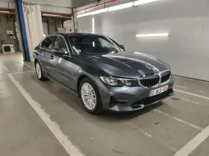 BMW 3 Series 320e 2022