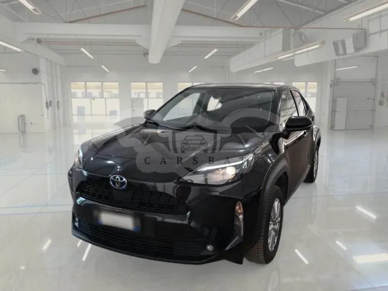 Toyota Yaris Cross 1.5h Business 2023