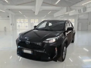 Toyota Yaris Cross 1.5h Business 2023