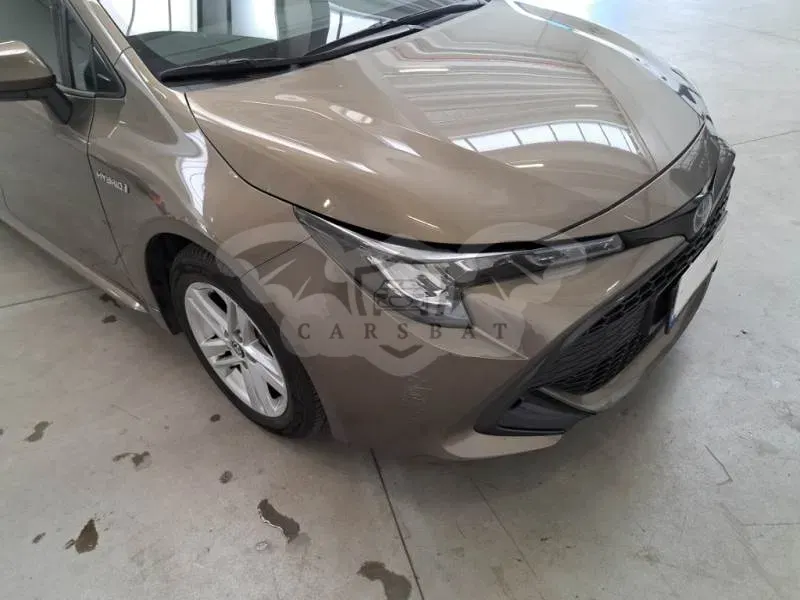 Toyota Corolla Touring Sports 1.8h Business 2021